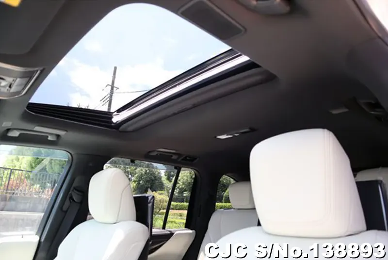Lexus LX 600 in Pearl for Sale Image 12