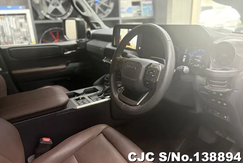 Toyota Land Cruiser 250 in Gray for Sale Image 5