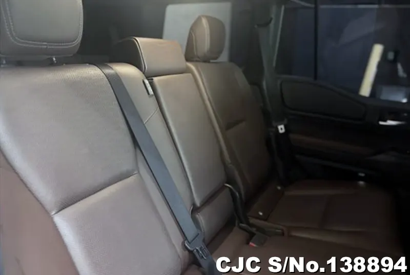 Toyota Land Cruiser 250 in Gray for Sale Image 9