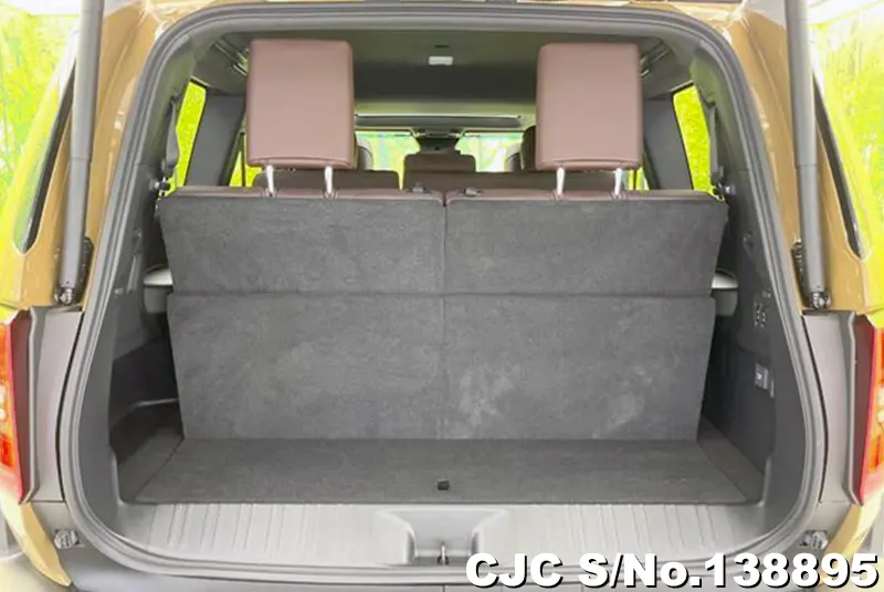 Toyota Land Cruiser 250 in Gold for Sale Image 7