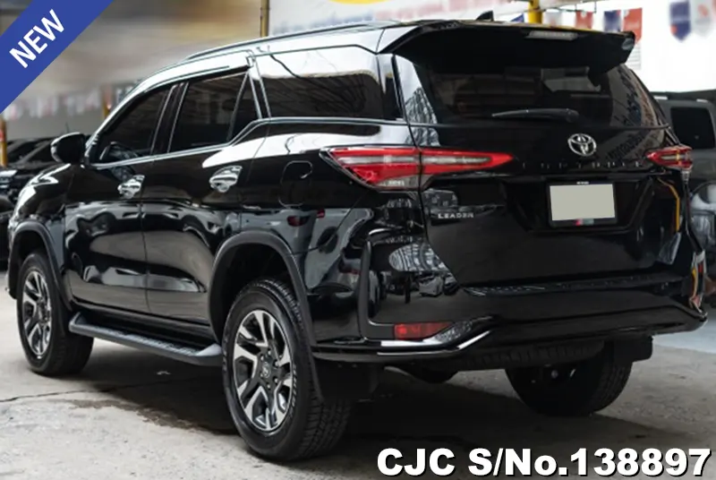 Toyota Fortuner in Black for Sale Image 1