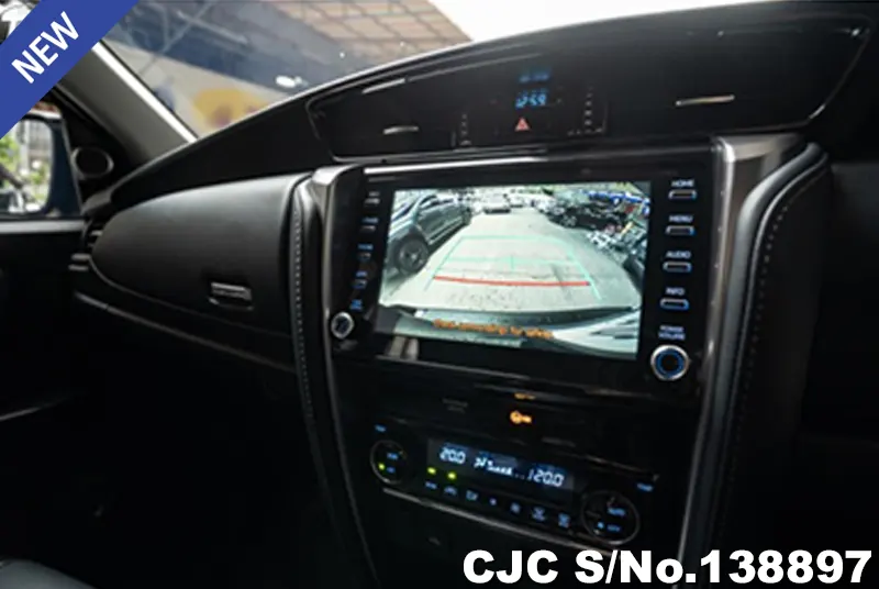 Toyota Fortuner in Black for Sale Image 12