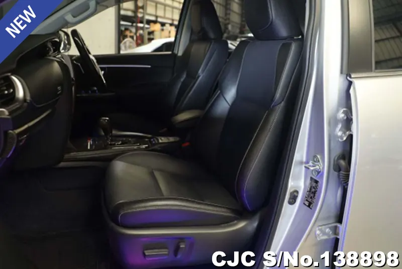 Toyota Fortuner in Silver for Sale Image 7