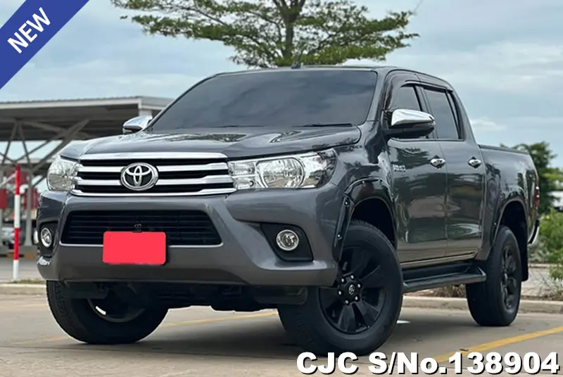 Toyota Hilux in Gray for Sale Image 3