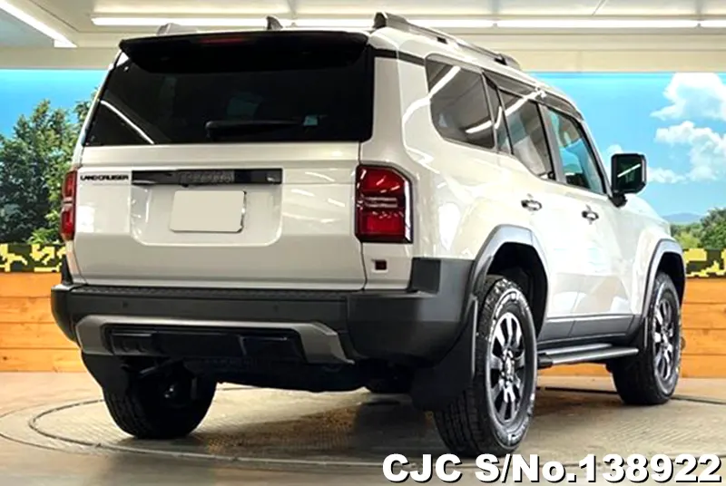 Toyota Land Cruiser 250 in Pearl for Sale Image 2
