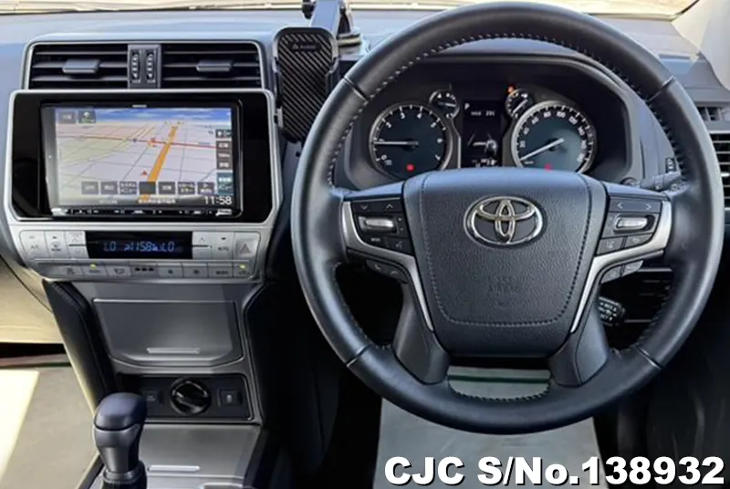 Toyota Land Cruiser Prado in Pearl for Sale Image 3