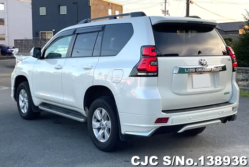 Toyota Land Cruiser Prado in Pearl for Sale Image 1