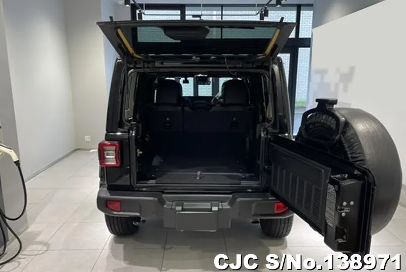 Chrysler Jeep Wrangler in Gray for Sale Image 6