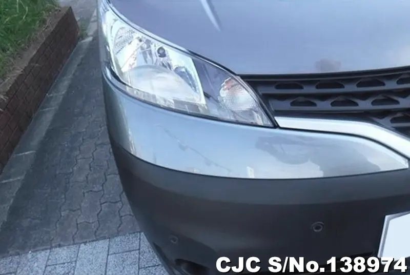 Nissan NV200 in Gray for Sale Image 12