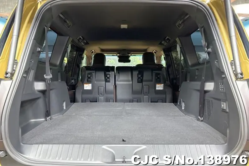 Toyota Land Cruiser 250 in Yellow for Sale Image 10