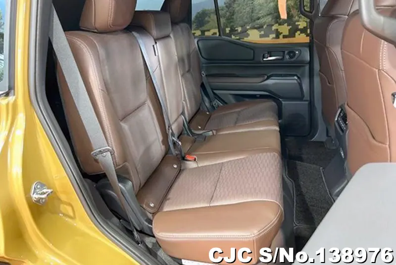 Toyota Land Cruiser 250 in Yellow for Sale Image 13