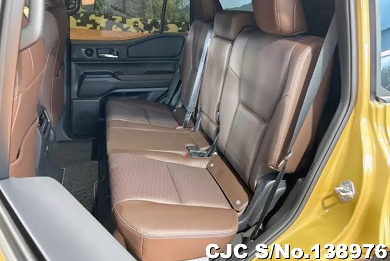 Toyota Land Cruiser 250 in Yellow for Sale Image 14