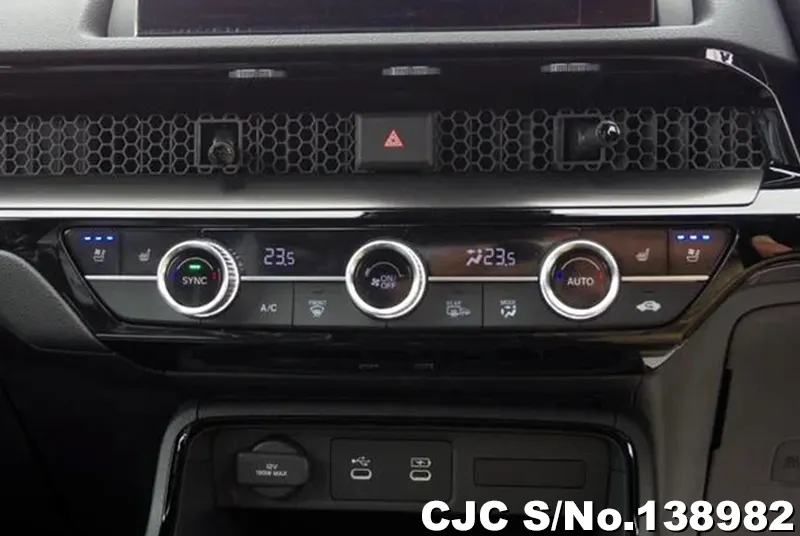 Honda CRV in Gray for Sale Image 17