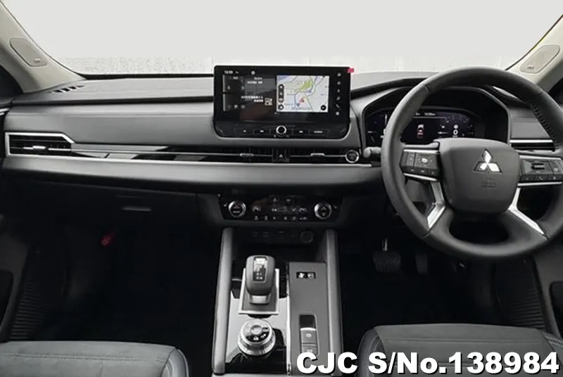 Mitsubishi Outlander in Gray for Sale Image 8