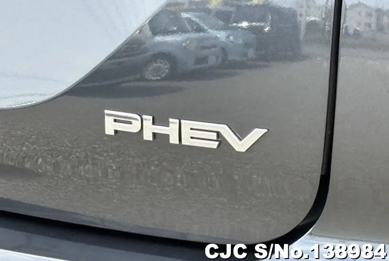 Mitsubishi Outlander in Gray for Sale Image 19