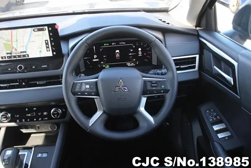 Mitsubishi Outlander in Gray for Sale Image 9