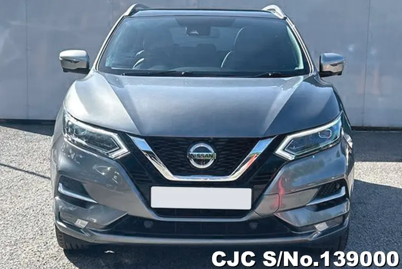 Nissan Qashqai in Gray for Sale Image 2