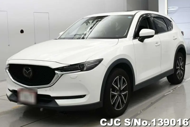 Mazda CX-5 in White Pearl for Sale Image 3