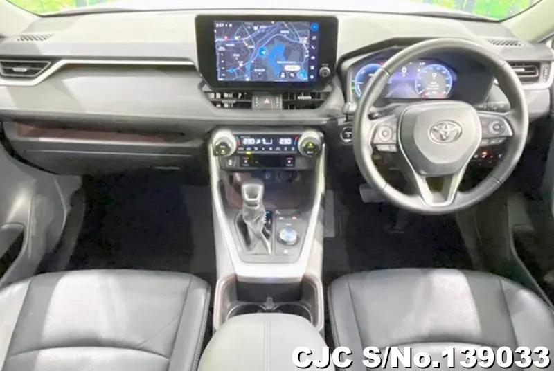 Toyota Rav4 in White for Sale Image 6