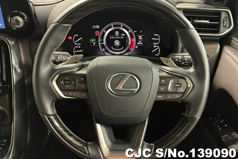 Lexus LX 600 in Pearl for Sale Image 12