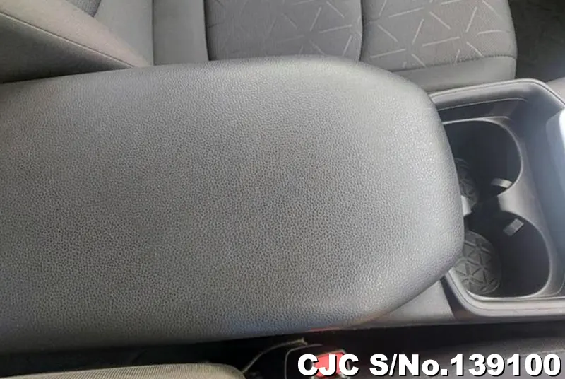 Toyota Rav4 in Black for Sale Image 21
