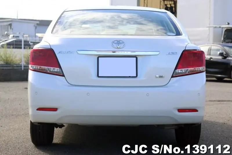 Toyota Allion in White for Sale Image 5