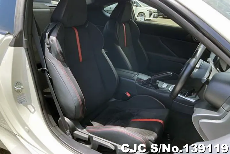 Subaru BRZ in White for Sale Image 5