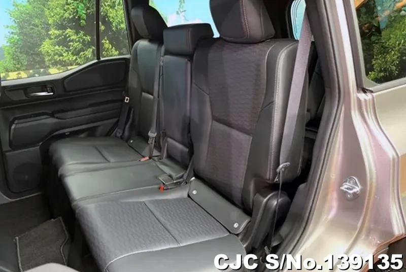 Toyota Land Cruiser 250 in Gray for Sale Image 5