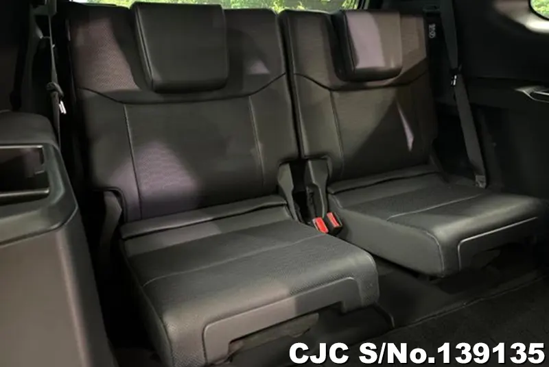 Toyota Land Cruiser 250 in Gray for Sale Image 6