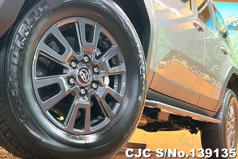 Toyota Land Cruiser 250 in Gray for Sale Image 9
