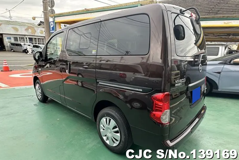 Nissan NV200 in Brown for Sale Image 1