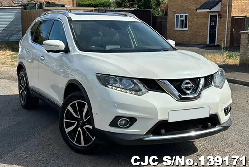 Nissan / X-Trail 2014
