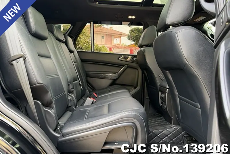 Ford Everest in Black for Sale Image 9