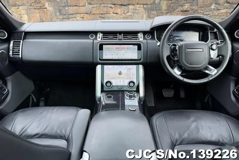 Land Rover Range Rover in White for Sale Image 8