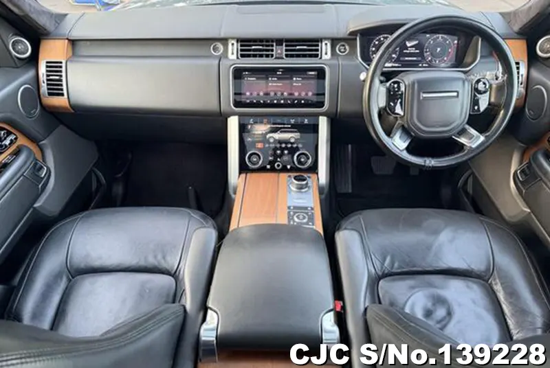 Land Rover Range Rover in Gray for Sale Image 9