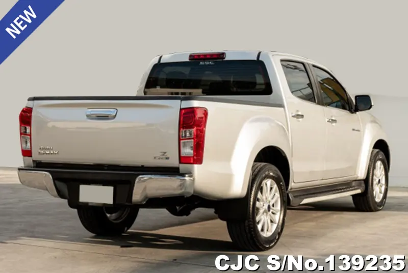Isuzu D-Max in Silver for Sale Image 1