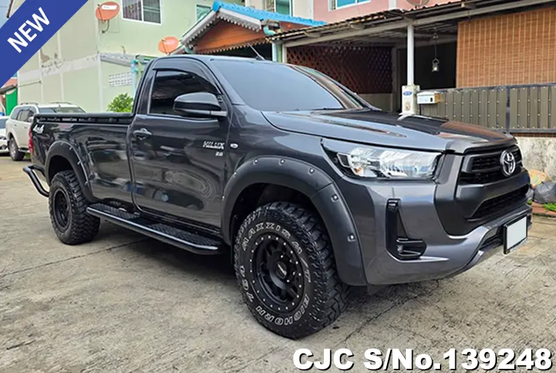 Toyota / Hilux / Revo