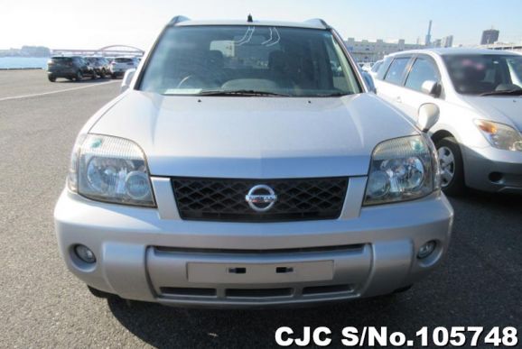 Nissan X-Trail in Silver for Sale Image 4