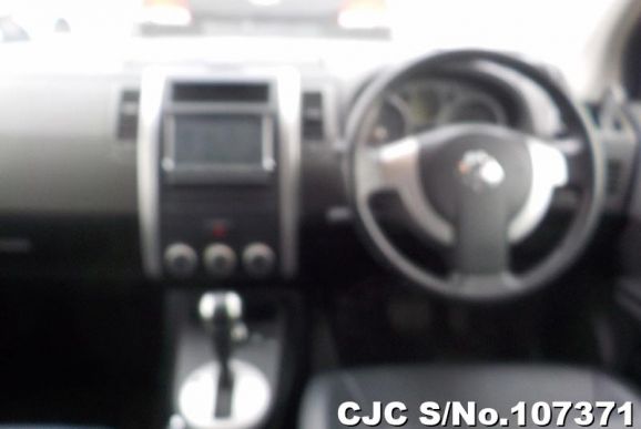 Nissan X-Trail in Silver for Sale Image 11