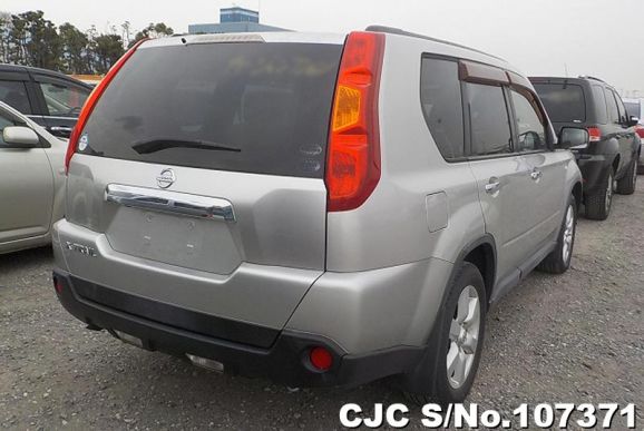 Nissan X-Trail in Silver for Sale Image 2