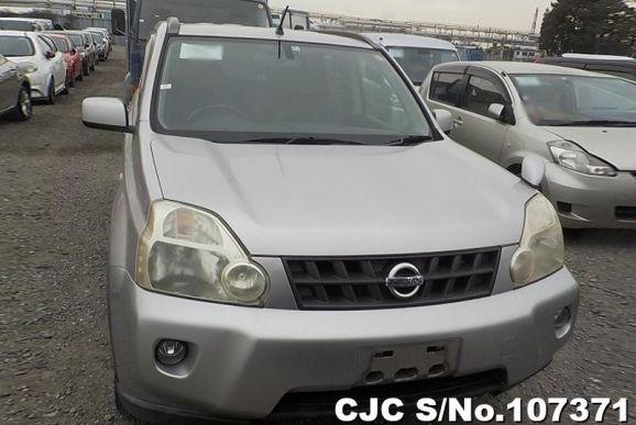 Nissan X-Trail in Silver for Sale Image 4