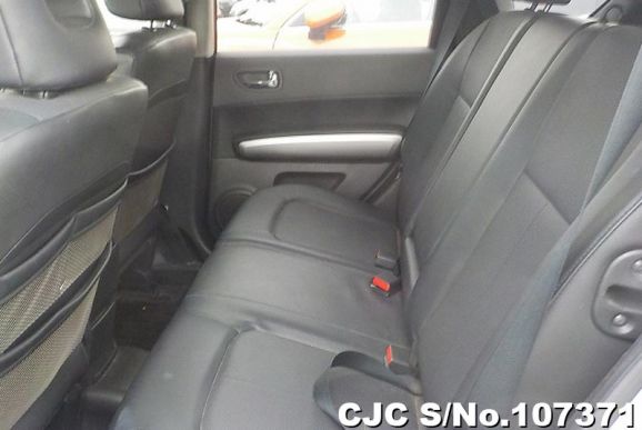 Nissan X-Trail in Silver for Sale Image 8